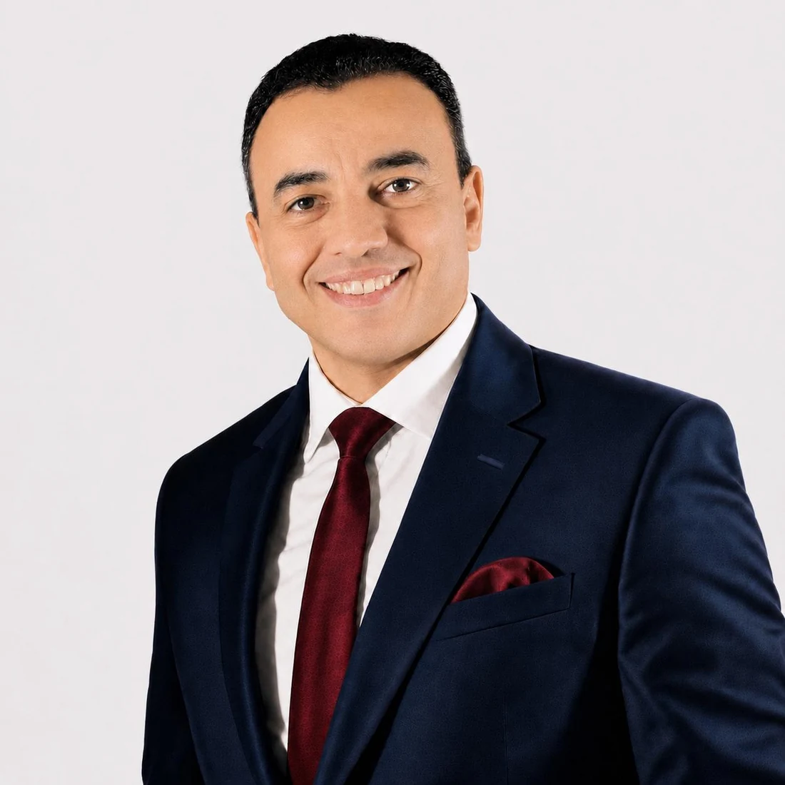 Mr. Mahmoud Elmorsy — مدرس الإنجليزي